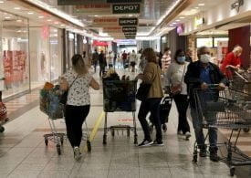 Euro zone July consumer confidence worse than expected