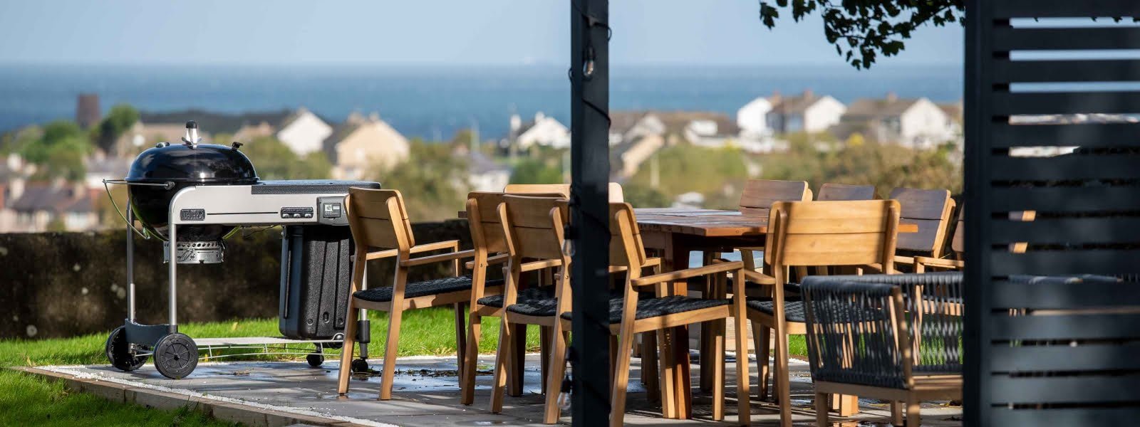 cover image 1639736880