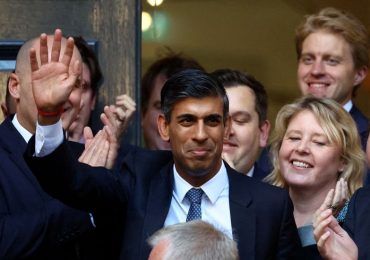 New PM Rishi Sunak pledges to lead Britain out of economic crisis