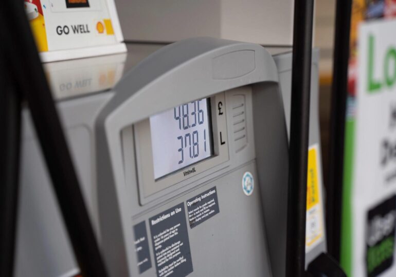 Institutions' bitcoin positioning lacks conviction; CPI, Iran talks might help